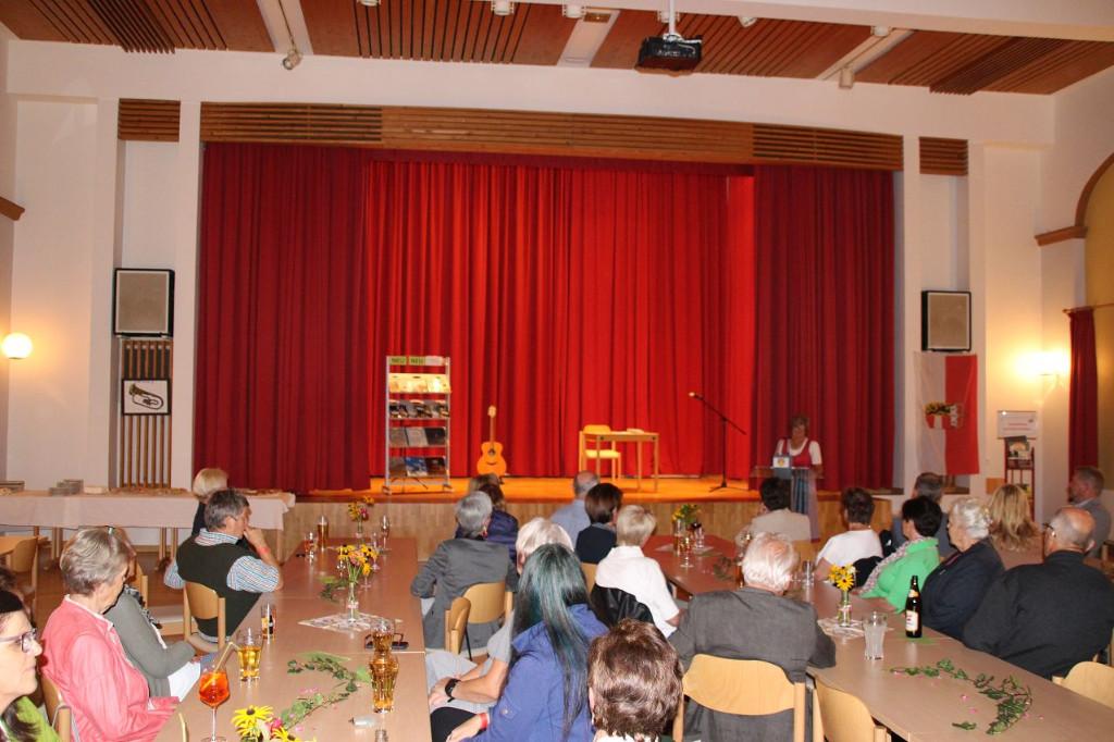 Bühne und Publikum